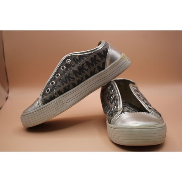 Michael Kors MK pattern 11 Silver, Black and Gray sneakers - Picture 7 of 8